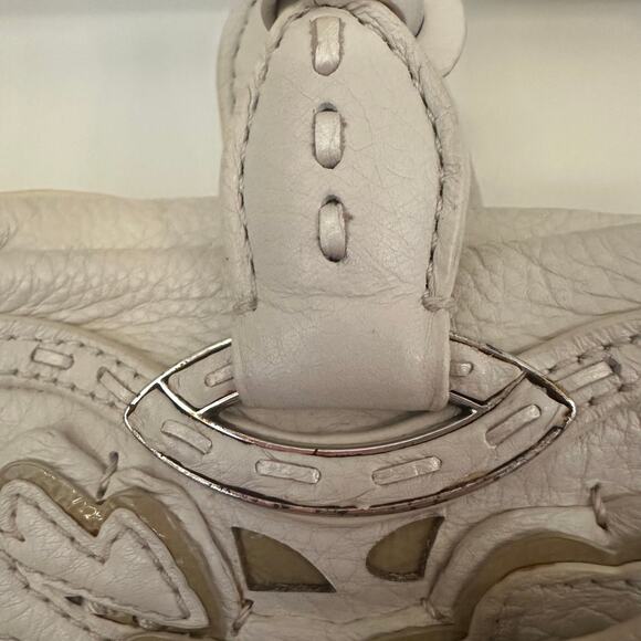 Brighton 3D Floral Appliqué Cream Soft Supple Leather Shoulder Handbag Purse - Picture 4 of 12